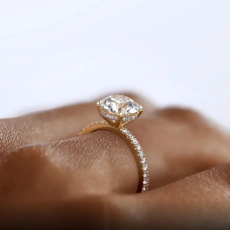 Classic Round Stone Moissanite Ring