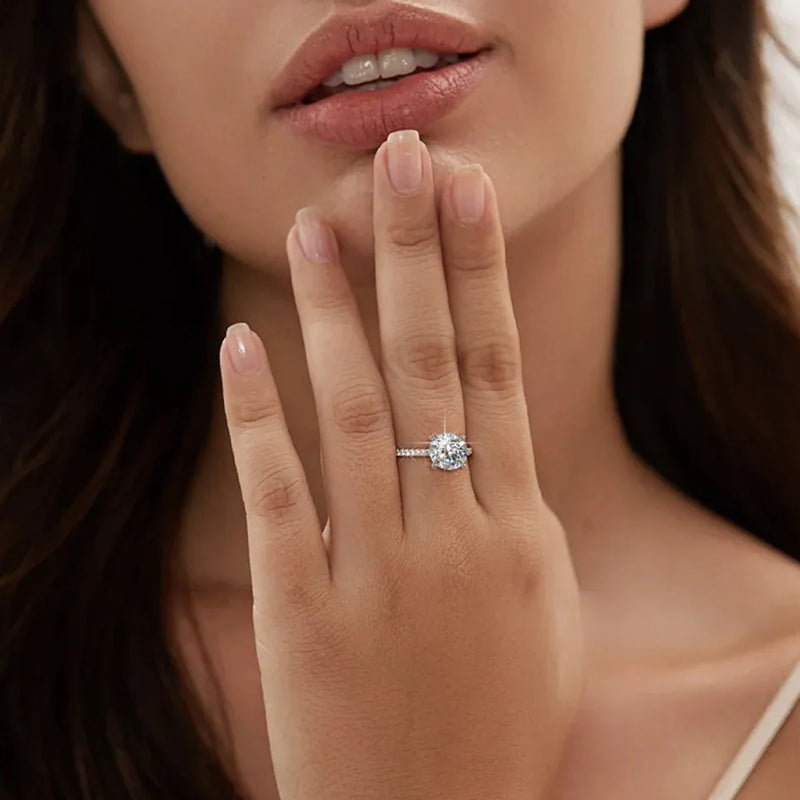Classic Round Stone Moissanite Ring