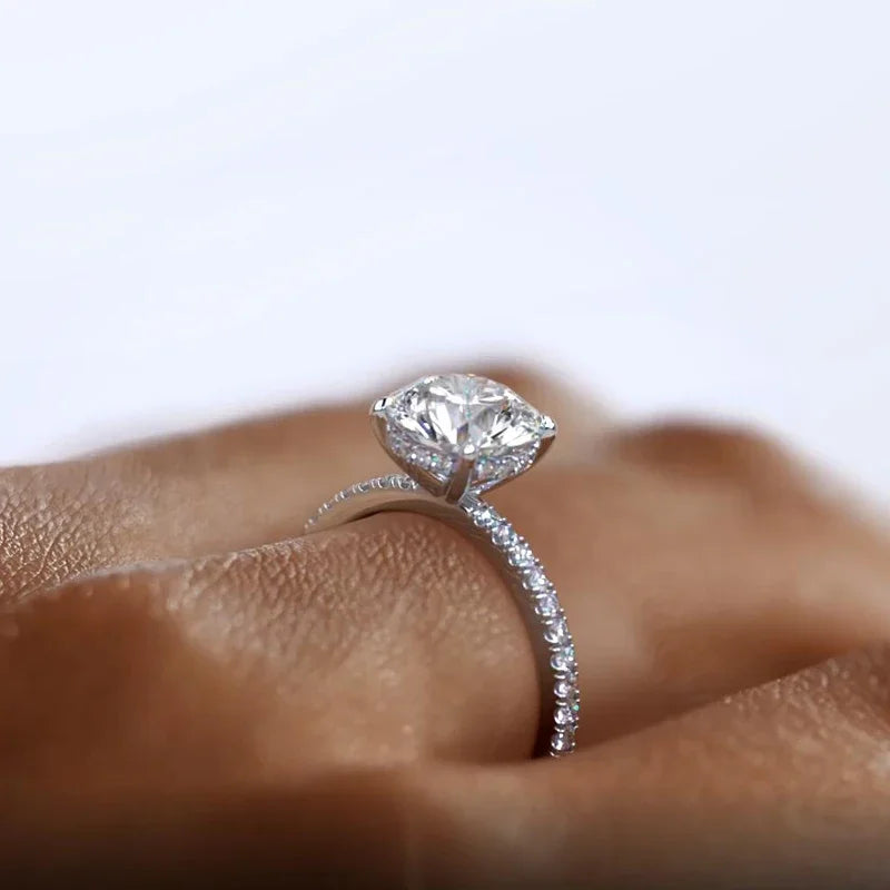 Classic Round Stone Moissanite Ring