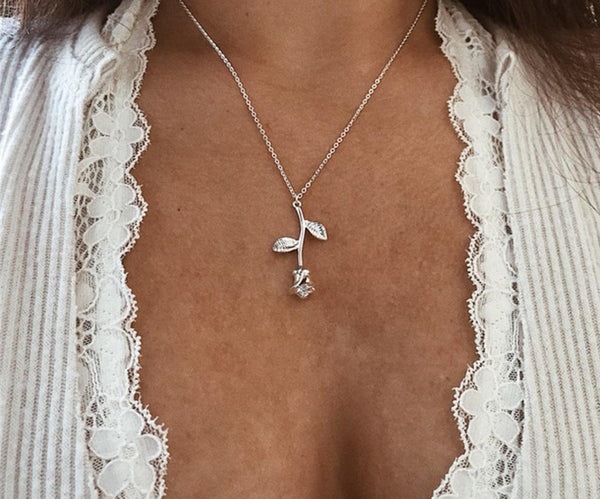 Rose Flower Pendant Necklace